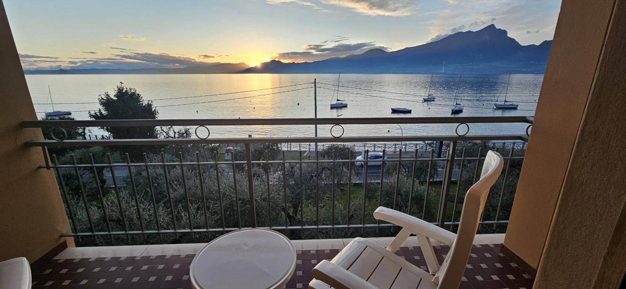 Hotel Garden Torri Del Benaco Εξωτερικό φωτογραφία