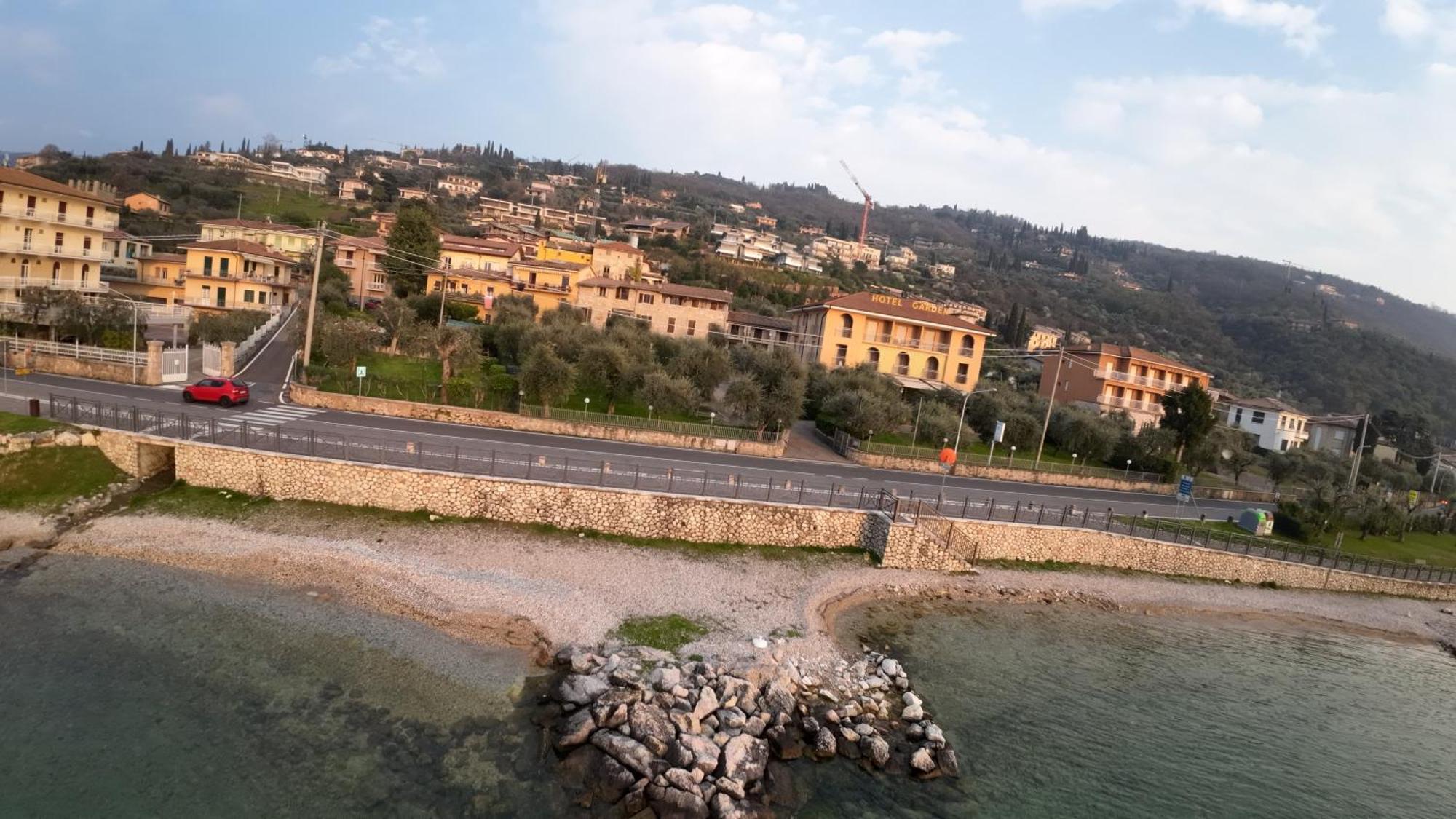 Hotel Garden Torri Del Benaco Εξωτερικό φωτογραφία
